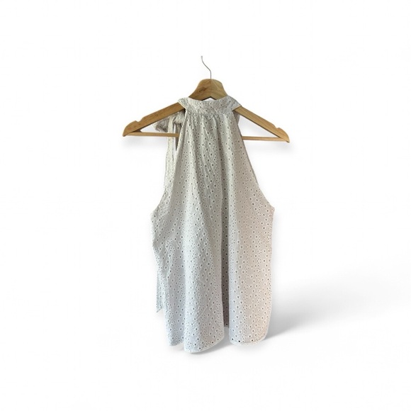 Ann Taylor White Eyelet Tank with Bow - Picture 2 of 6